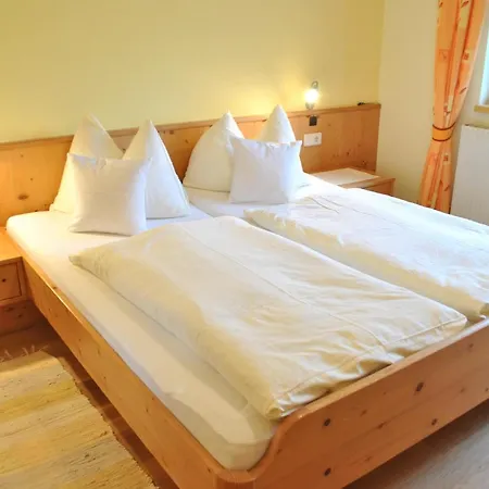 Gaeste- Und Seminarhaus Soelkstub'n Apartman