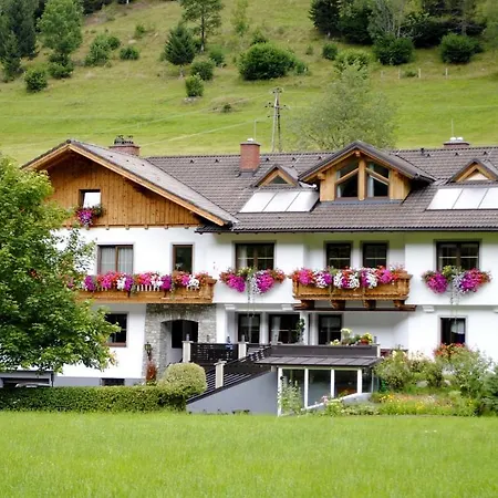 Apartment Gäste- Und Seminarhaus Sölkstub'n