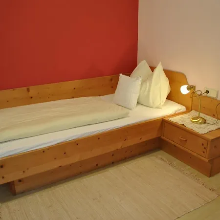 Gaeste- Und Seminarhaus Soelkstub'n Διαμέρισμα *