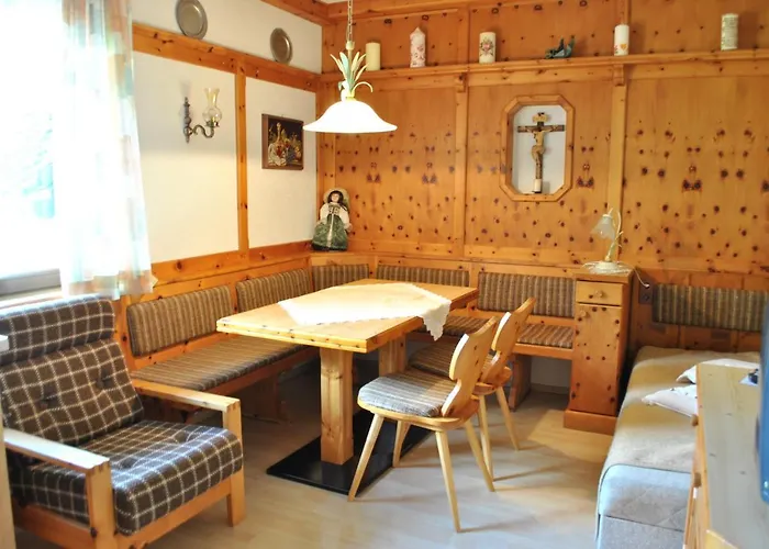 Gaeste- Und Seminarhaus Soelkstub'n Apartament *