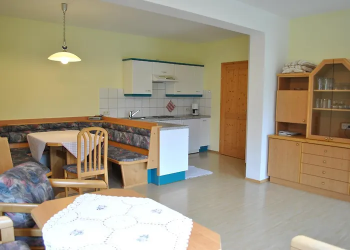 Gaeste- Und Seminarhaus Soelkstub'n Apartmán *